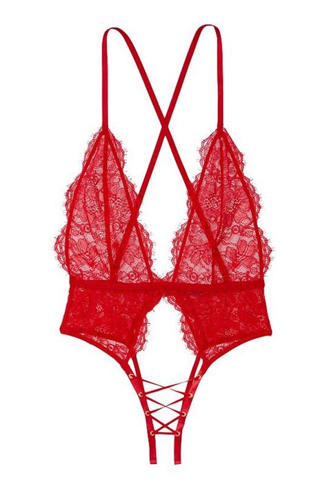 Size: XXL Color: lipstick red with rhinestone hearts on the straps. . Victoria secret crotchless